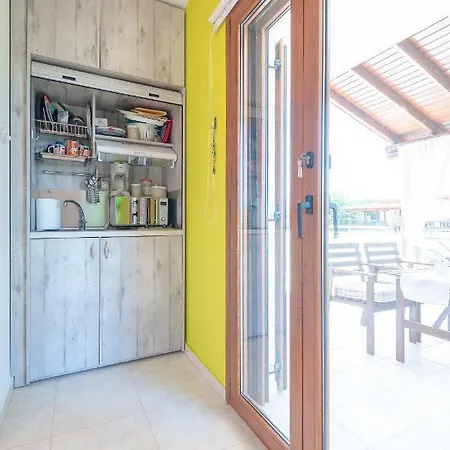 Holiday home Irida